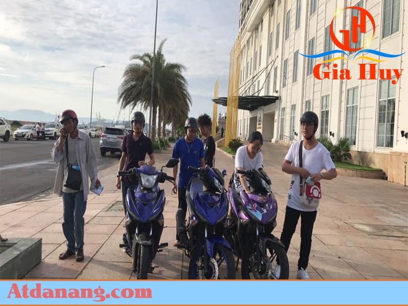 Thuê xe máy tại Sân Bay Phú Bài - Chú Hòe